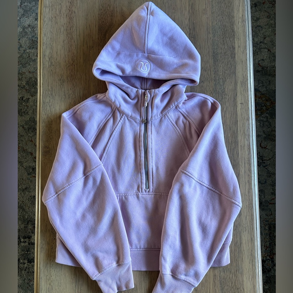 Womens XS/S Lululemon crop half zip sweatshirt